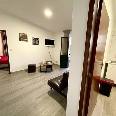 Апартаменты Sunset Star With Sea View *