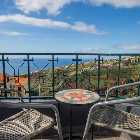 Sunset Star With Sea View Calheta (Madeira)