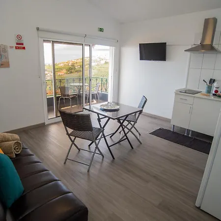 Sunset Star With Sea View Calheta (Madeira)